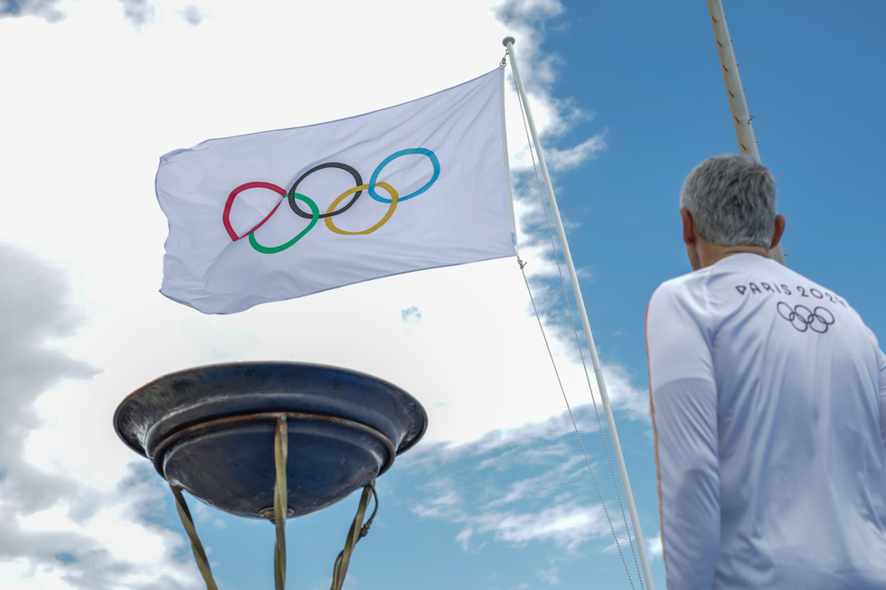 Ολυμπιακή Φλόγα «Παρίσι 2024» στην Γέφυρα Ρίου-Αντιρρίου.