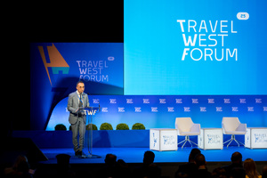 Travel West Forum
